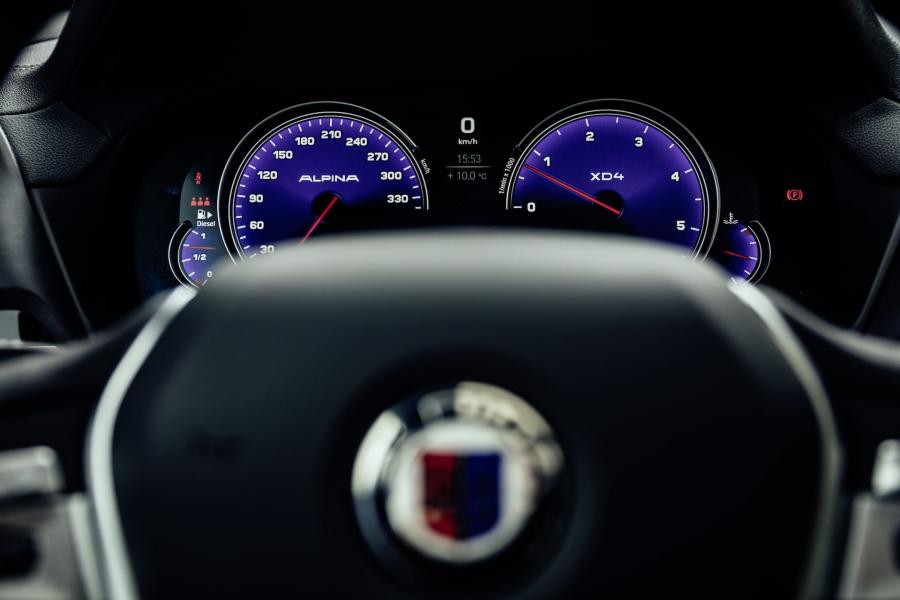 Панель приборов Alpina XD4 Allrad (G02) 2018 года  (WW) (фото 24 из 34)